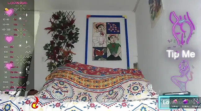 Snapshot of Charlotte_Spicy chatting on February 24, 2025, 12:37 pm Charlotte Spicy online show from February 24, 2025, 12:37 pm