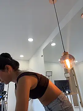 Snapshot of eva_roseee chatting on April 11, 2026, 8:02 pm eva roseee online show from April 11, 2026, 8:02 pm