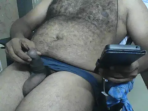 Snapshot of awesomeroc123 chatting on November 7, 2025, 5:46 pm awesomeroc123 online show from November 7, 2025, 5:46 pm