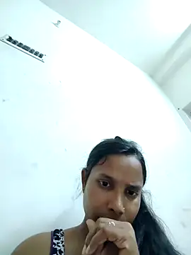 Snapshot of Olivia0879 chatting on February 21, 2025, 2:27 pm Olivia0879 online show from February 21, 2025, 2:27 pm