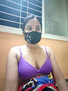 Snapshot of Olivia0879 chatting on March 18, 2025, 6:48 pm Olivia0879 online show from March 18, 2025, 6:48 pm