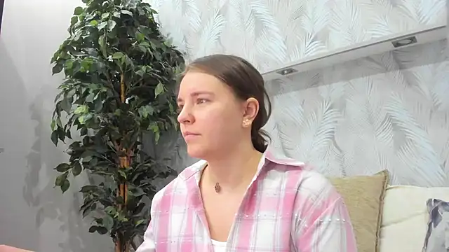 Snapshot of Jenny_Jimmy chatting on July 14, 2026, 1:19 am Jenny Jimmy online show from July 14, 2026, 1:19 am