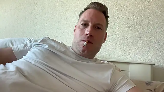 Snapshot of Christian87xxx chatting on April 28, 2026, 4:45 pm Christian87xxx online show from April 28, 2026, 4:45 pm