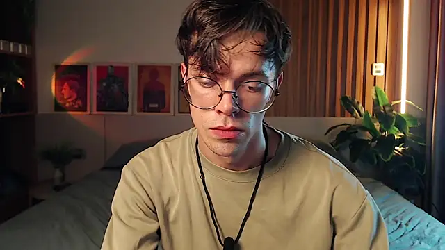 William Henry  online show from April 5, 2026, 3:31 pm