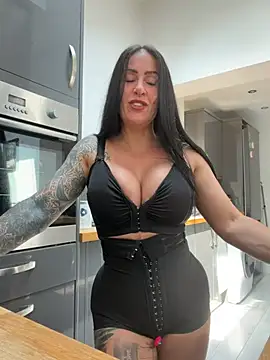 goddess-harper online show from July 17, 2026, 11:06 am