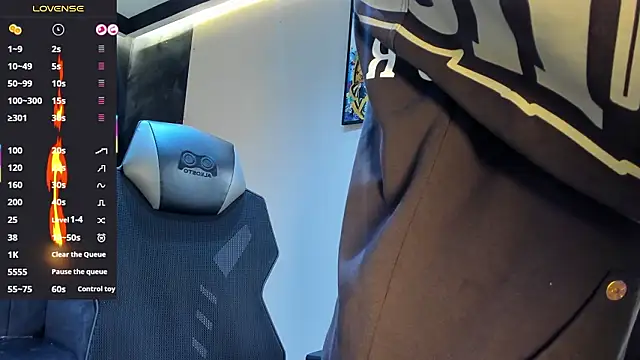 marcuscollins1  online show from February 2, 2026, 12:15 pm