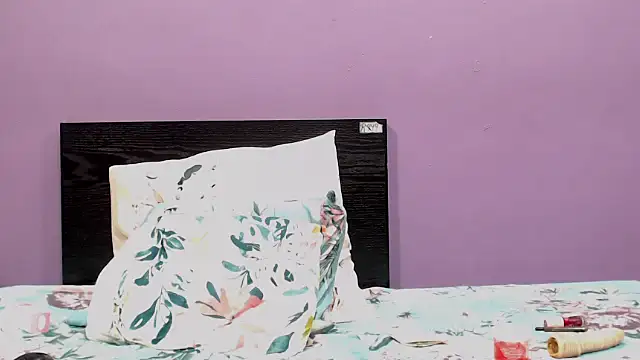 MissBOOBSDIVA online show from October 23, 2025, 5:51 am