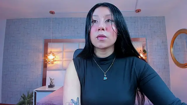 Nohemi louse online show from July 19, 2026, 7:50 pm
