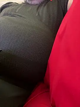 fuocovivo4 online show from March 2, 2025, 9:01 pm