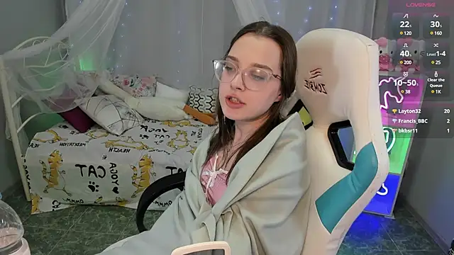 Snapshot of kaisajenner chatting on February 9, 2025, 1:11 am kaisajenner online show from February 9, 2025, 1:11 am