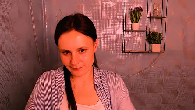 Snapshot of ValeriaHeart_ chatting on February 4, 2025, 6:49 pm ValeriaHeart online show from February 4, 2025, 6:49 pm