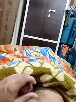 Snapshot of Hot_funky_boy chatting on February 15, 2025, 10:42 pm Hot funky boy online show from February 15, 2025, 10:42 pm