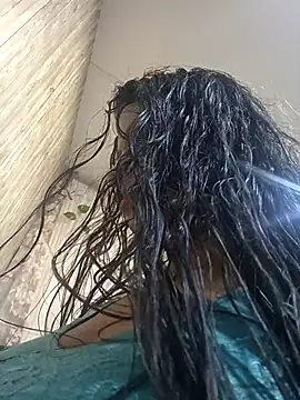 Rachel new20 online show from October 3, 2025, 4:48 pm