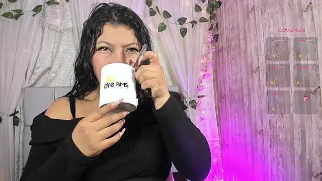 Rachel new20 online show from October 20, 2025, 8:53 pm