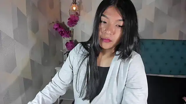 ScarletKray online show from September 29, 2025, 2:49 am