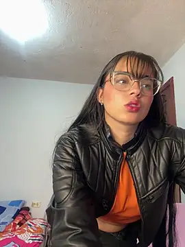 Snapshot of megan_cl chatting on March 11, 2025, 11:04 pm megan cl online show from March 11, 2025, 11:04 pm