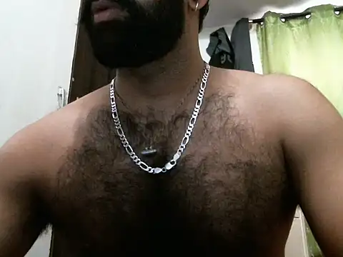 Snapshot of indianhairybull chatting on March 23, 2025, 4:38 am indianhairybull online show from March 23, 2025, 4:38 am