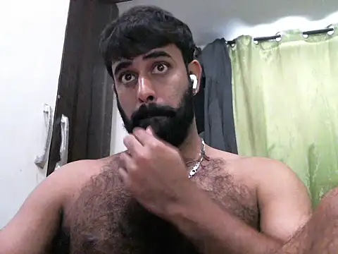 Snapshot of indianhairybull chatting on September 10, 2025, 4:56 am indianhairybull online show from September 10, 2025, 4:56 am