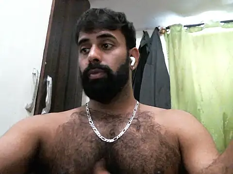 Snapshot of indianhairybull chatting on October 3, 2025, 4:53 am indianhairybull online show from October 3, 2025, 4:53 am