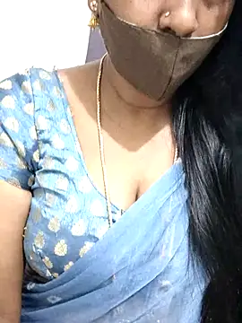 Snapshot of Tamil_Meera12 chatting on June 13, 2026, 3:26 am Tamil Meera12 online show from June 13, 2026, 3:26 am