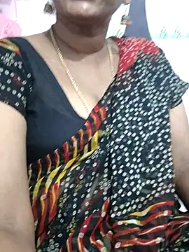 Snapshot of Tamil_Meera12 chatting on July 9, 2026, 4:49 am Tamil Meera12 online show from July 9, 2026, 4:49 am