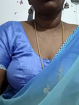 Snapshot of Tamil_Meera12 chatting on July 25, 2026, 3:26 am Tamil Meera12 online show from July 25, 2026, 3:26 am