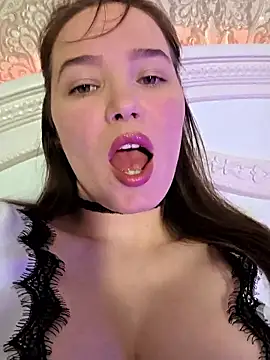 GoddessYanaMironova online show from April 13, 2026, 12:05 am