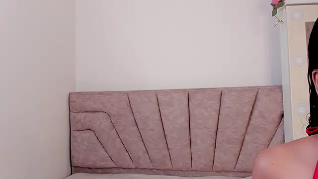 leahaltomm online show from October 18, 2025, 7:14 pm