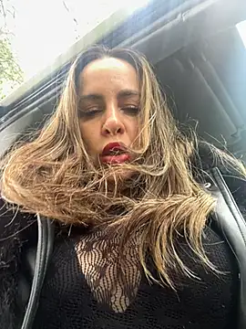 Snapshot of laarti chatting on April 29, 2026, 10:30 am laarti online show from April 29, 2026, 10:30 am