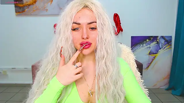 MissisCaty online show from March 13, 2025, 12:46 pm