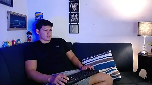 JamesCr  online show from November 27, 2025, 12:35 am