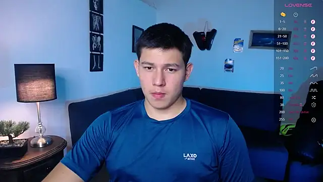 JamesCr  online show from March 28, 2026, 10:42 pm