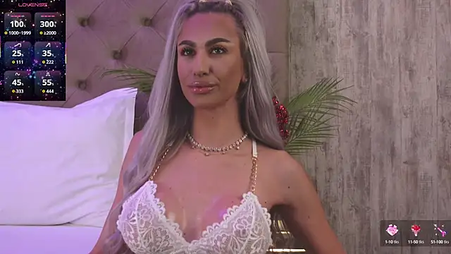 KarlaBart online show from September 23, 2025, 7:28 pm