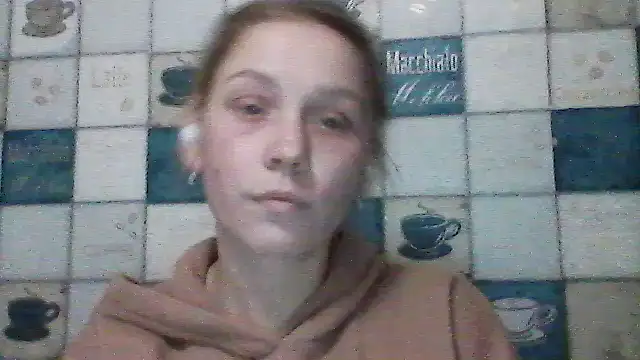 Snapshot of Anna_wey chatting on February 13, 2025, 5:01 pm Anna wey online show from February 13, 2025, 5:01 pm