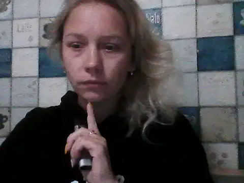 Snapshot of Anna_wey chatting on October 1, 2025, 6:36 pm Anna wey online show from October 1, 2025, 6:36 pm