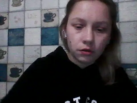 Snapshot of Anna_wey chatting on March 18, 2026, 7:28 pm Anna wey online show from March 18, 2026, 7:28 pm
