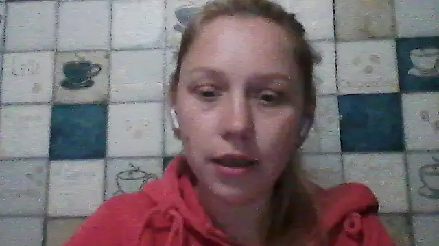 Snapshot of Anna_wey chatting on April 14, 2026, 6:36 pm Anna wey online show from April 14, 2026, 6:36 pm