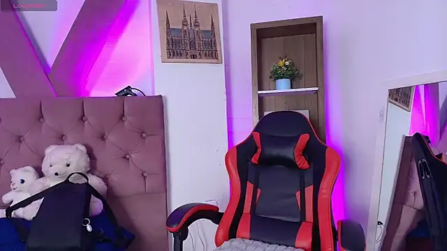 PepperTwink online show from April 6, 2026, 3:57 pm