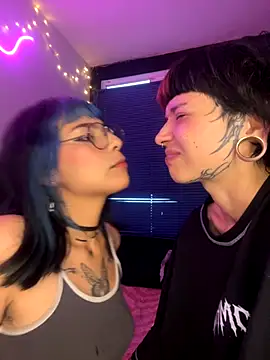 Snapshot of mavimist__ chatting on October 26, 2025, 10:25 pm mavimist online show from October 26, 2025, 10:25 pm