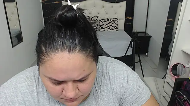 Snapshot of Aaliyah11 chatting on September 15, 2025, 11:49 pm Aaliyah11 online show from September 15, 2025, 11:49 pm