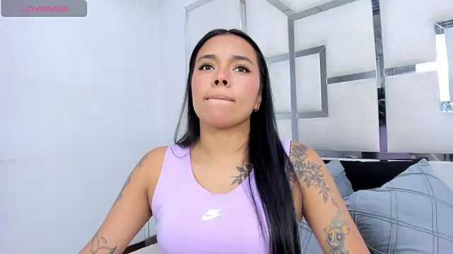 Snapshot of ZoeWan69 chatting on February 26, 2026, 1:21 pm ZoeWan69 online show from February 26, 2026, 1:21 pm