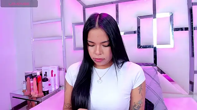 Snapshot of ZoeWan69 chatting on March 6, 2026, 12:45 pm ZoeWan69 online show from March 6, 2026, 12:45 pm