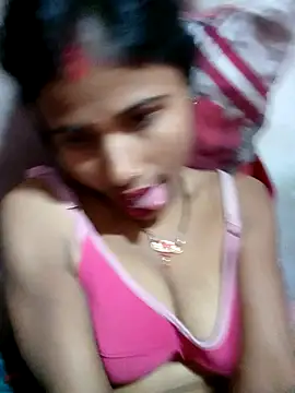 Miss triha online show from February 7, 2025, 10:09 pm