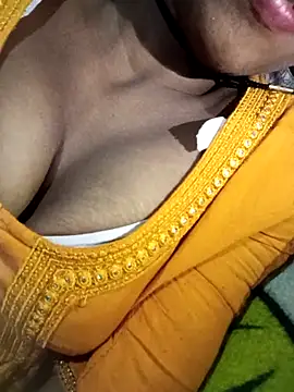 Miss triha online show from September 18, 2025, 11:07 pm