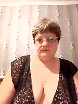 Snapshot of ElzaJewel chatting on April 24, 2026, 1:08 am ElzaJewel online show from April 24, 2026, 1:08 am