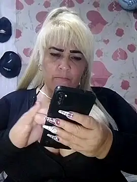 BonniAdams online show from October 5, 2025, 4:33 am