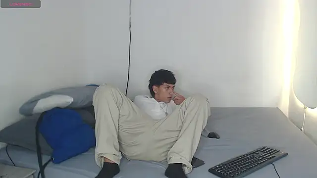 Snapshot of the_murderer chatting on March 22, 2025, 5:39 am the murderer online show from March 22, 2025, 5:39 am