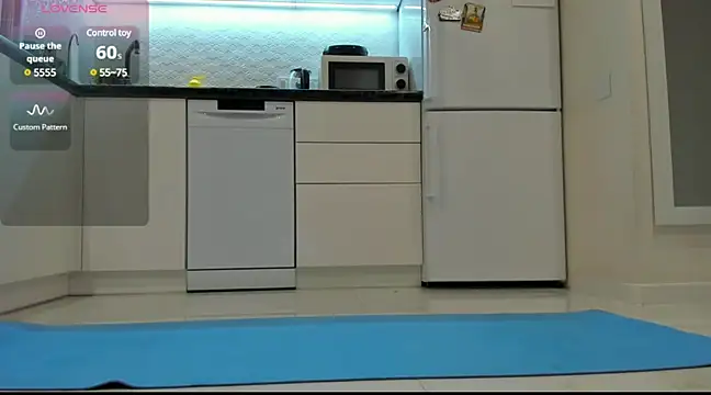 Snapshot of Katya_yoga chatting on February 14, 2025, 4:58 am Katya yoga online show from February 14, 2025, 4:58 am