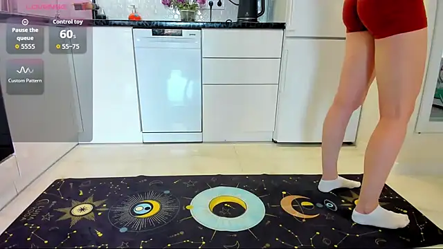 Snapshot of Katya_yoga chatting on October 14, 2025, 6:14 am Katya yoga online show from October 14, 2025, 6:14 am