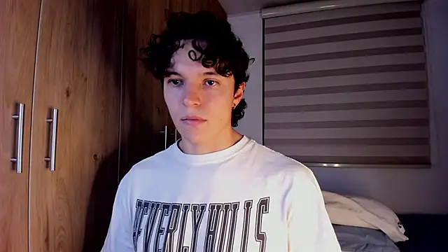 Mastrangelo xxx online show from March 4, 2026, 4:07 am